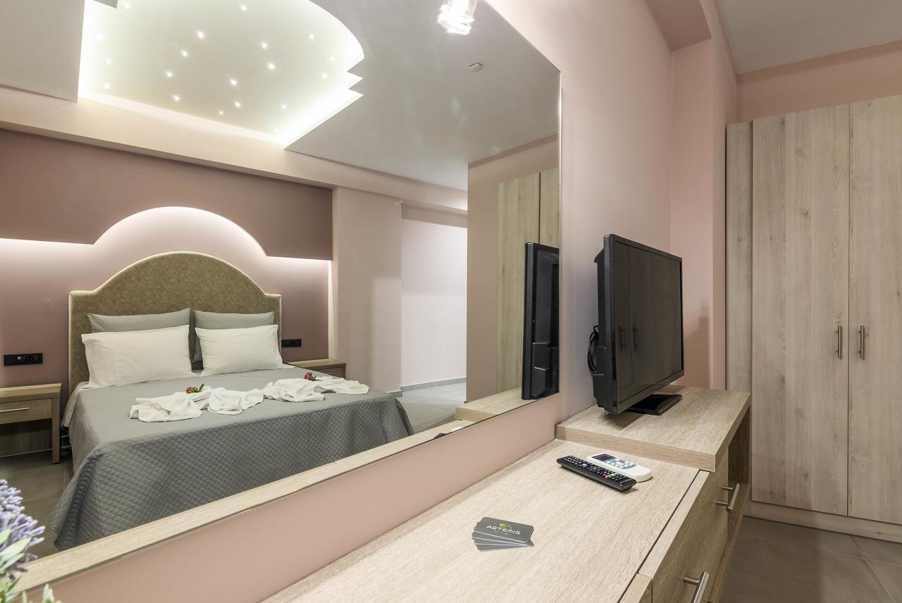 Artemis Apartments Kypseli Extérieur photo